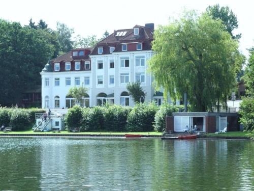 See Schlosshotel Am Kellersee Eutin Extérieur photo