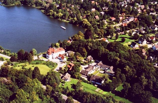 See Schlosshotel Am Kellersee Eutin Extérieur photo